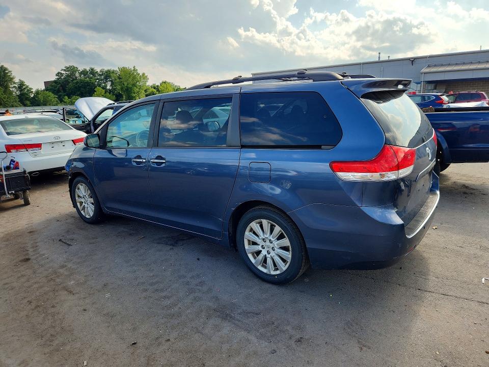Aukcja sprzedaży 2013 Toyota Sienna, vin: 5TDDK3DC0DS061353, numer aukcji: 64264216