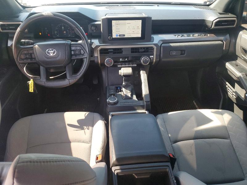 2025 Toyota Tacoma მანქანა იყიდება აუქციონზე, vin: 3TMLB5JN2SM173047, აუქციონის ნომერი: 63863606