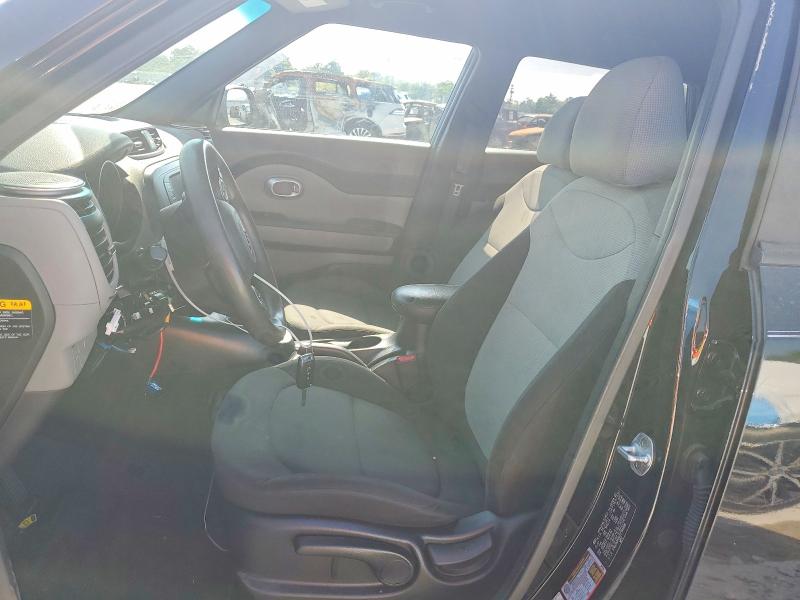 63844806 :رقم المزاد ، KNDJN2A20J7594888 vin ، 2018 Kia Soul مزاد بيع