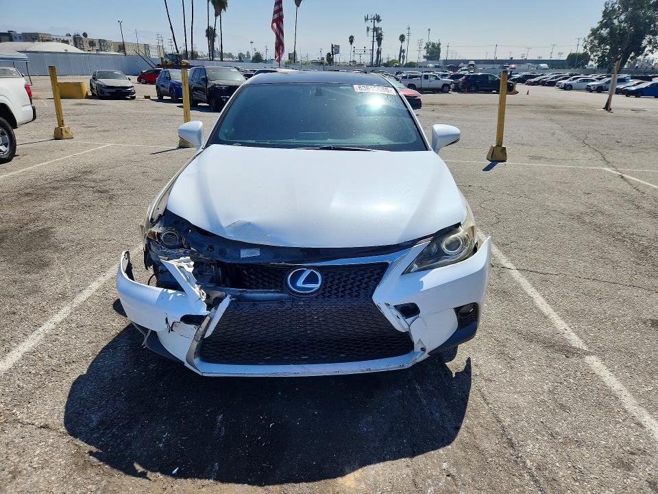 63619686 :رقم المزاد ، JTHKD5BH4F2219987 vin ، 2015 Lexus Ct مزاد بيع