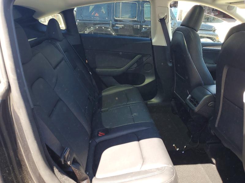 2024 Tesla Model Y მანქანა იყიდება აუქციონზე, vin: 7SAYGDEE9RF009467, აუქციონის ნომერი: 63571616