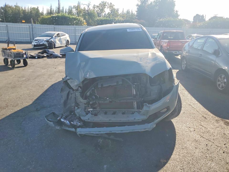Продаж на аукціоні авто 2023 Toyota Tacoma, vin: 3TMCZ5AN9PM633498, номер лоту: 65602126