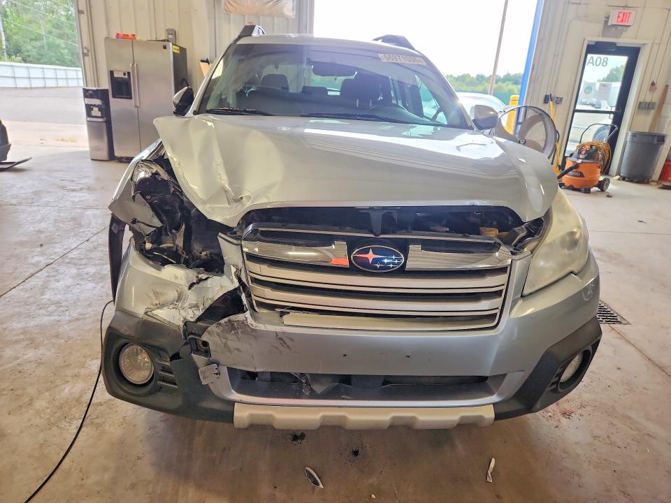 2014 Subaru Outback მანქანა იყიდება აუქციონზე, vin: 4S4BRBLC6E3270240, აუქციონის ნომერი: 66971596