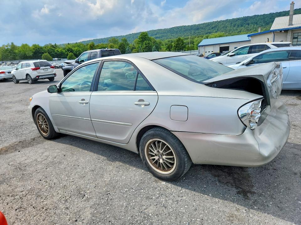 66463466 :رقم المزاد ، 4T1BE30K63U172698 vin ، 2003 Toyota Camry مزاد بيع