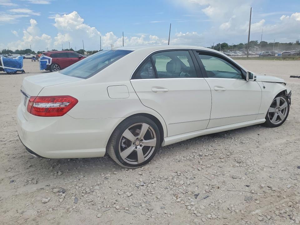 65746806 :رقم المزاد ، WDDHF5GB0BA271987 vin ، 2011 Mercedes-benz E مزاد بيع