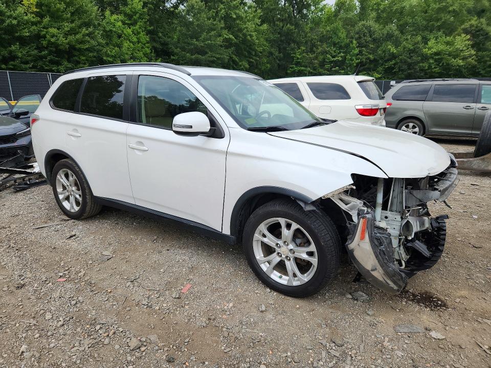 Продажа на аукционе авто 2015 Mitsubishi Outlander, vin: JA4AD3A35FZ007771, номер лота: 65271806
