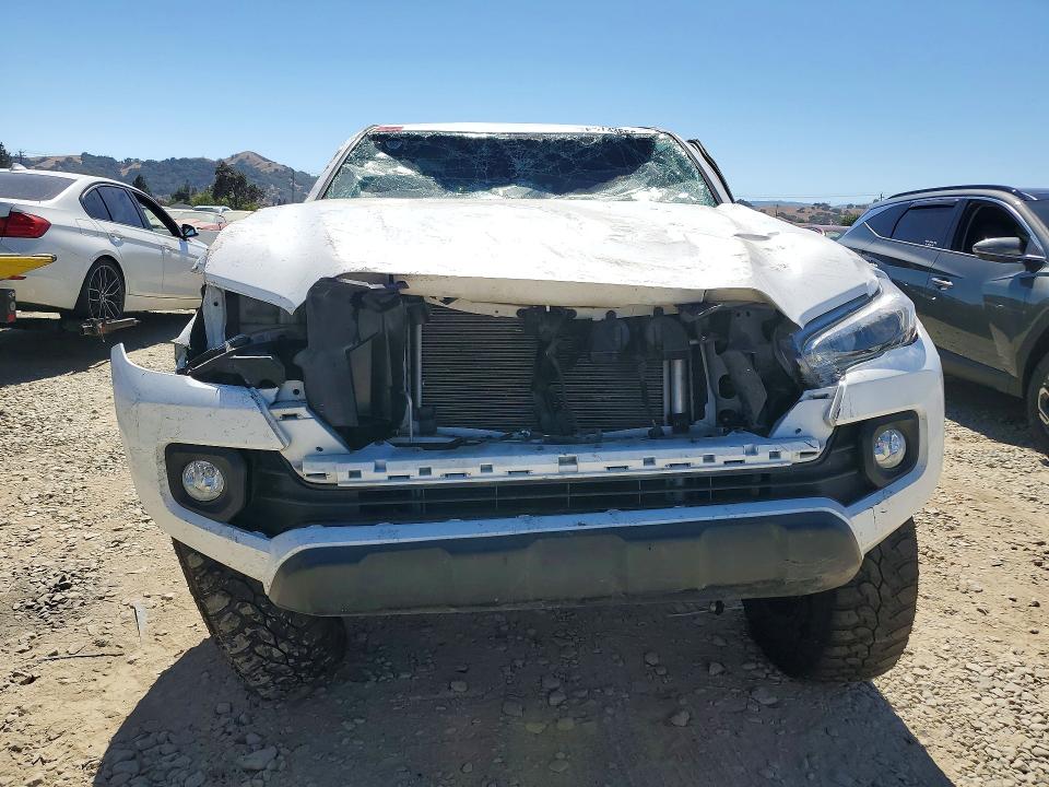 Aukcja sprzedaży 2022 Toyota Tacoma, vin: 3TMCZ5AN5NM476369, numer aukcji: 63733656