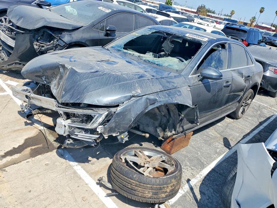 Aukcja sprzedaży 2018 Audi A4, vin: WAUENAF43JN004827, numer aukcji: 64600056