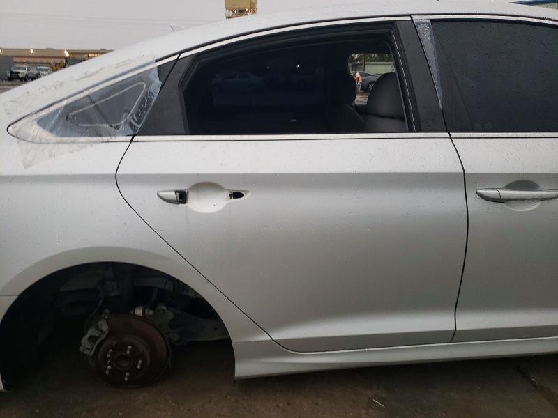 66900916 :رقم المزاد ، 5NPE24AA8JH715708 vin ، 2018 Hyundai Sonata مزاد بيع