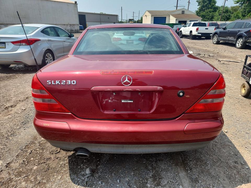 Продажа на аукционе авто 2000 Mercedes-benz Slk, vin: WDBKK47F6YF159679, номер лота: 64185516