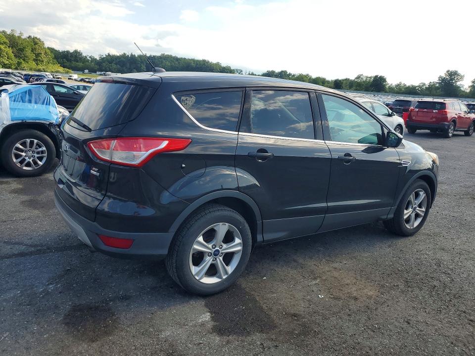 65394986 :رقم المزاد ، 1FMCU9GX0FUC00334 vin ، 2015 Ford Escape مزاد بيع