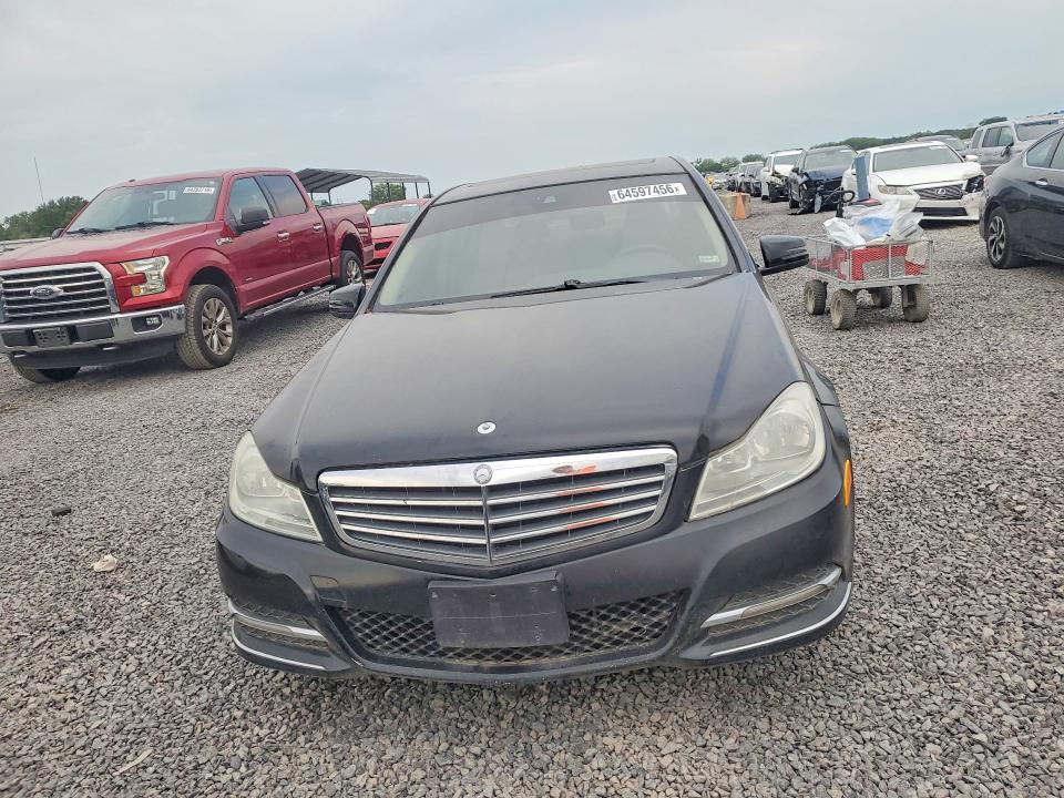 64597456 :رقم المزاد ، WDDGF8ABXDR242054 vin ، 2013 Mercedes-benz C مزاد بيع