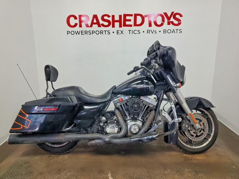 64373196 :رقم المزاد ، 1HD1KBM18BB649533 vin ، 2011 Harley-davidson Flhx مزاد بيع
