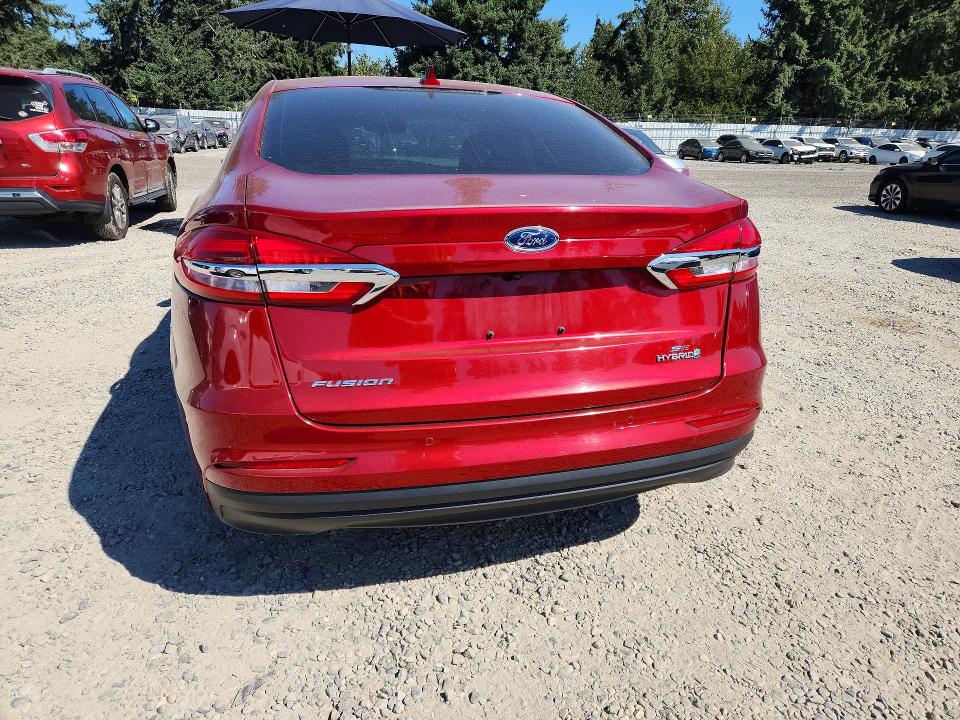 Продажа на аукционе авто 2019 Ford Fusion, vin: 3FA6P0LU0KR179718, номер лота: 65933916