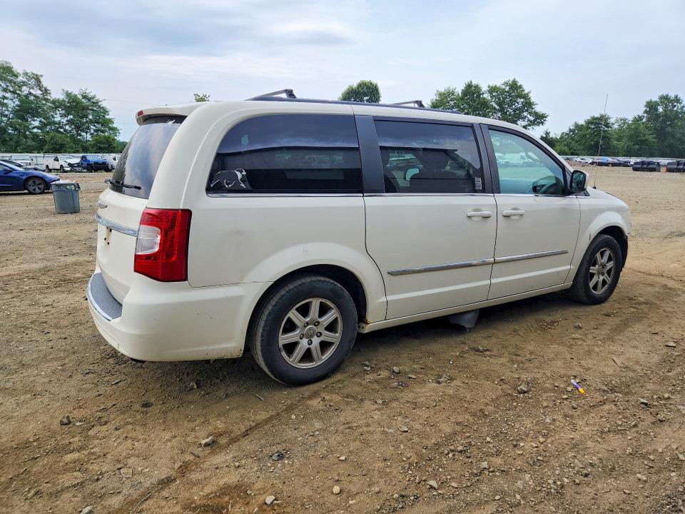 2011 Chrysler Town & Country მანქანა იყიდება აუქციონზე, vin: 2A4RR5DG9BR763574, აუქციონის ნომერი: 64503966