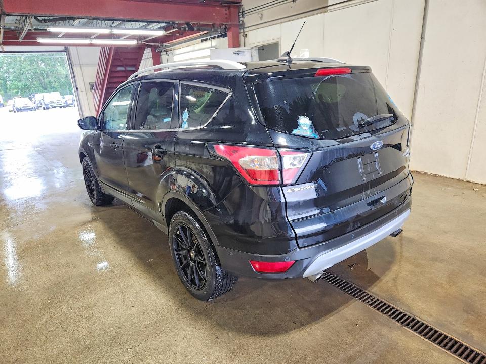 Продаж на аукціоні авто 2018 Ford Escape, vin: 1FMCU9J92JUD44261, номер лоту: 63045426