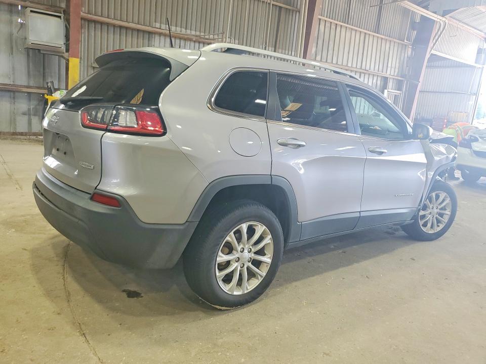 67069556 :رقم المزاد ، 1C4PJLCB4KD290538 vin ، 2019 Jeep Cherokee مزاد بيع