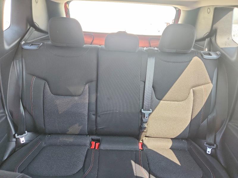 64232316 :رقم المزاد ، ZACCJBBT8GPC64990 vin ، 2016 Jeep Renegade مزاد بيع