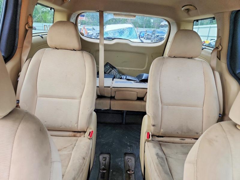 67134496 :رقم المزاد ، KNDMB5C13F6069932 vin ، 2015 Kia Sedona مزاد بيع