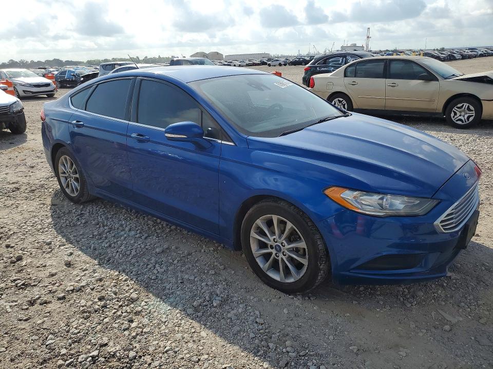 63578176 :رقم المزاد ، 3FA6P0H76HR383175 vin ، 2017 Ford Fusion مزاد بيع