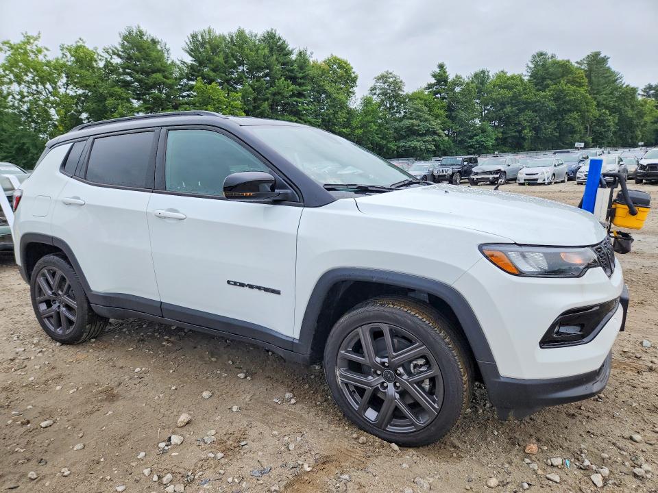 65449386 :رقم المزاد ، 3C4NJDCN6TT208635 vin ، 2026 Jeep Compass مزاد بيع