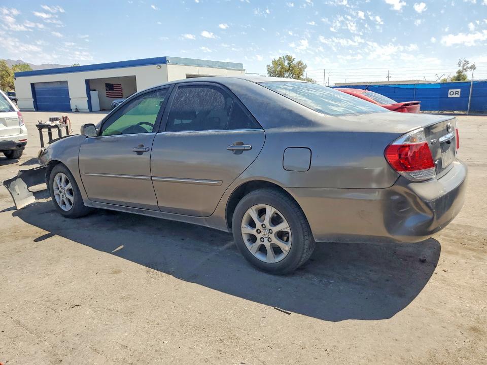 67378896 :رقم المزاد ، 4T1BF30KX6U631605 vin ، 2006 Toyota Camry مزاد بيع