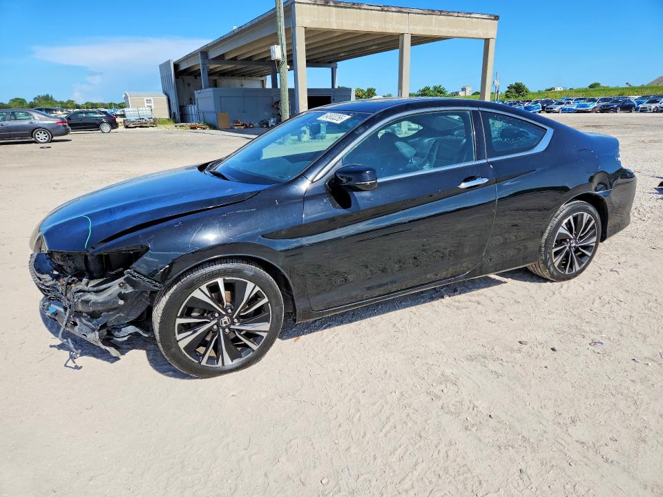64903256 :رقم المزاد ، 1HGCT1B86GA008249 vin ، 2016 Honda Accord مزاد بيع