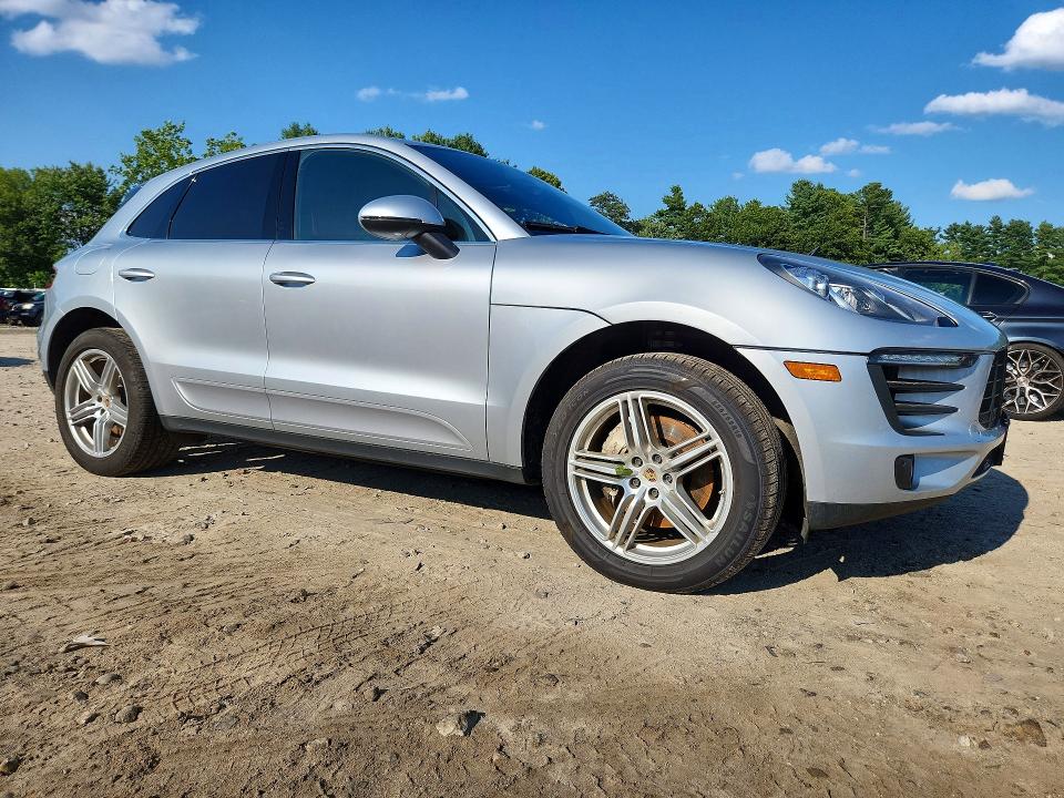 Продаж на аукціоні авто 2015 Porsche Macan, vin: WP1AB2A50FLB74323, номер лоту: 63644226