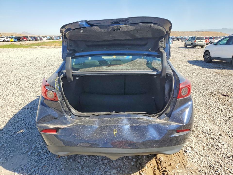 Продажа на аукционе авто 2018 Mazda 3, vin: 3MZBN1U76JM208645, номер лота: 65565826