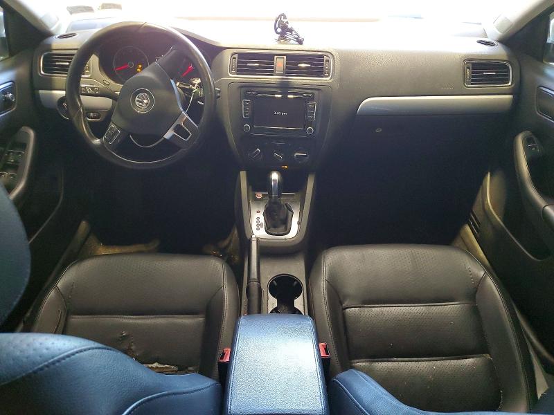 63680586 :رقم المزاد ، 3VWD17AJ5EM235106 vin ، 2014 Volkswagen Jetta مزاد بيع