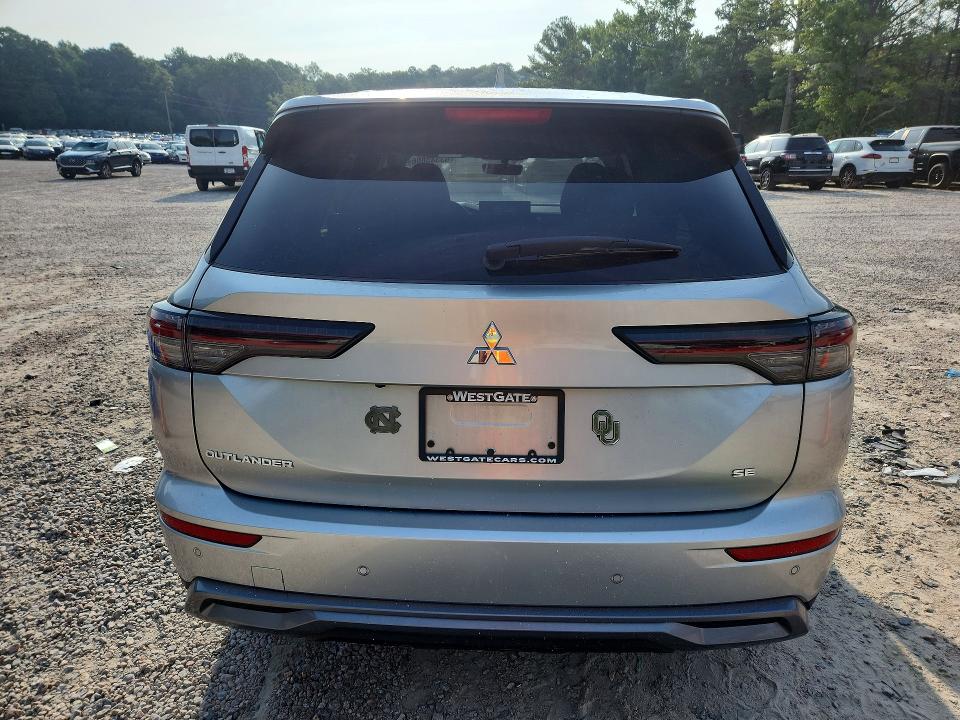 2025 Mitsubishi Outlander მანქანა იყიდება აუქციონზე, vin: JA4J3VA86SZ013390, აუქციონის ნომერი: 63343806