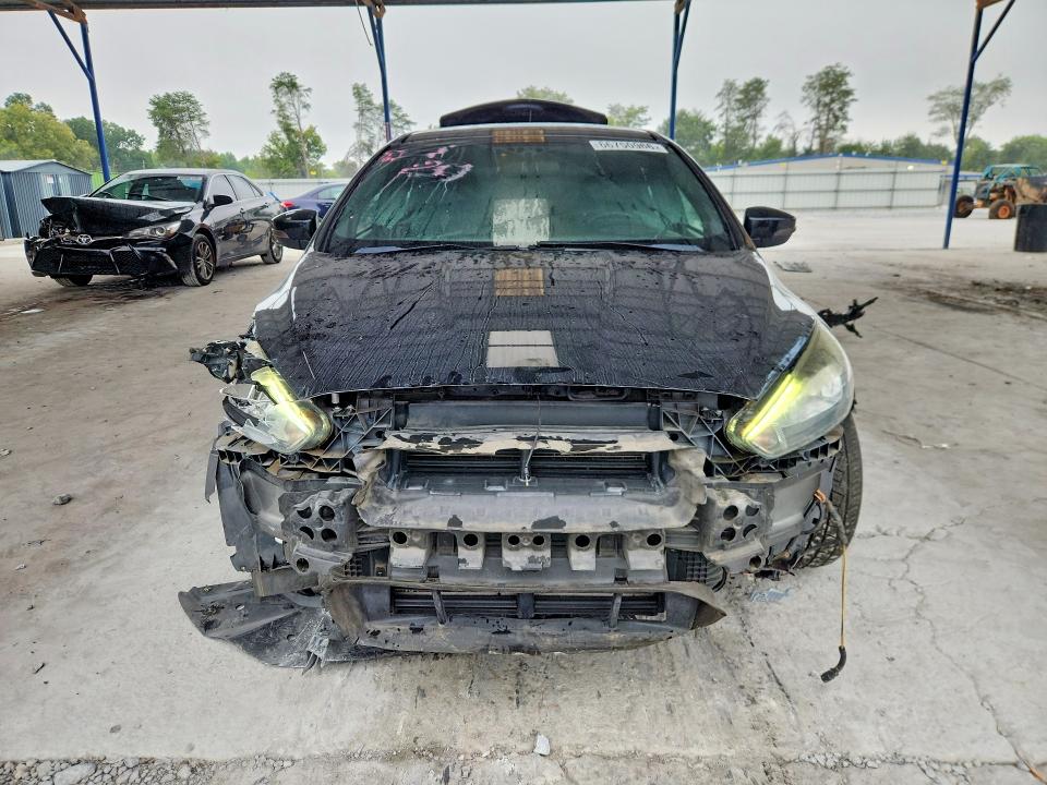 66750966 :رقم المزاد ، 1FADP3L94GL244063 vin ، 2016 Ford Focus مزاد بيع