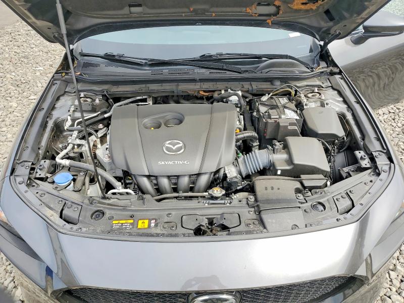 2021 Mazda 3 მანქანა იყიდება აუქციონზე, vin: JM1BPAKL0M1404241, აუქციონის ნომერი: 65574856