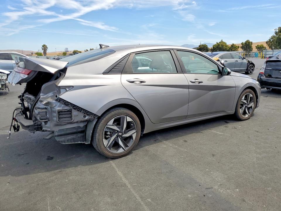 65530636 :رقم المزاد ، KMHLS4AG6PU402128 vin ، 2023 Hyundai Elantra مزاد بيع