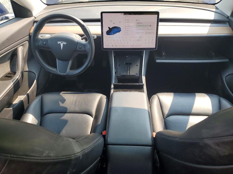 63608086 :رقم المزاد ، 5YJ3E1EA1JF076013 vin ، 2018 Tesla Model 3 مزاد بيع
