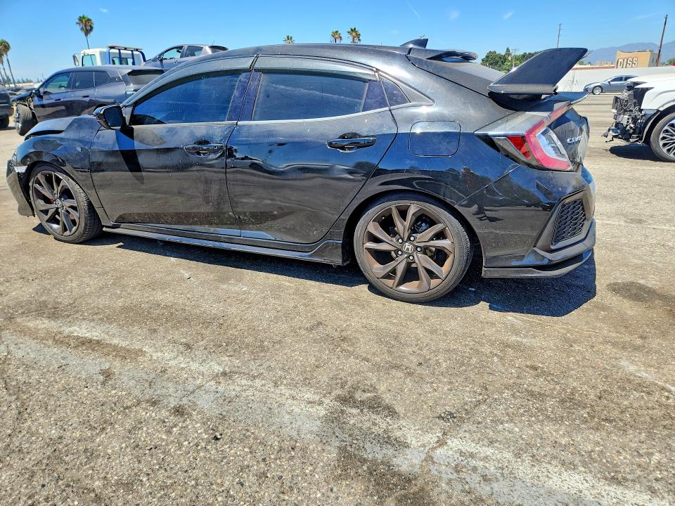 2017 Honda Civic მანქანა იყიდება აუქციონზე, vin: SHHFK7H45HU410860, აუქციონის ნომერი: 65166016