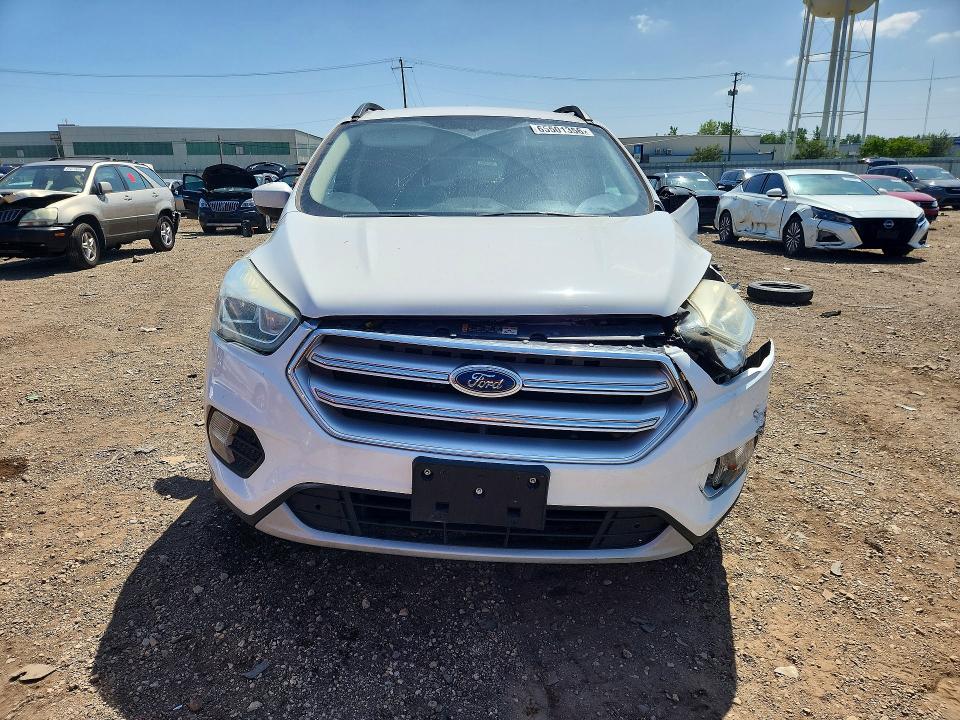 Продаж на аукціоні авто 2017 Ford Escape, vin: 1FMCU9GD5HUD10997, номер лоту: 65501356