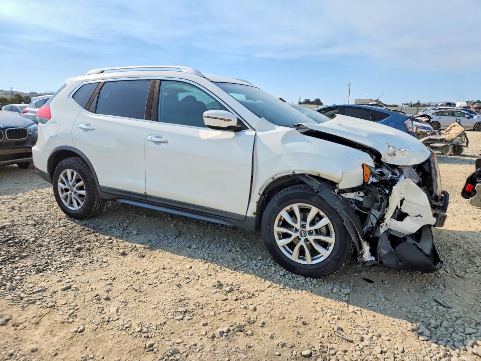 66384066 :رقم المزاد ، KNMAT2MT0HP561314 vin ، 2017 Nissan Rogue مزاد بيع