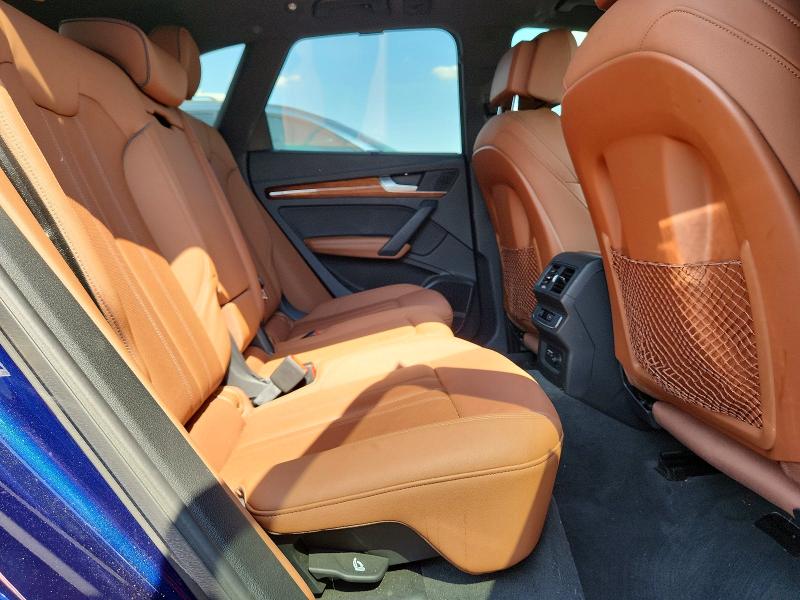 63987056 :رقم المزاد ، WA1BAAFY1M2027608 vin ، 2021 Audi Q5 مزاد بيع