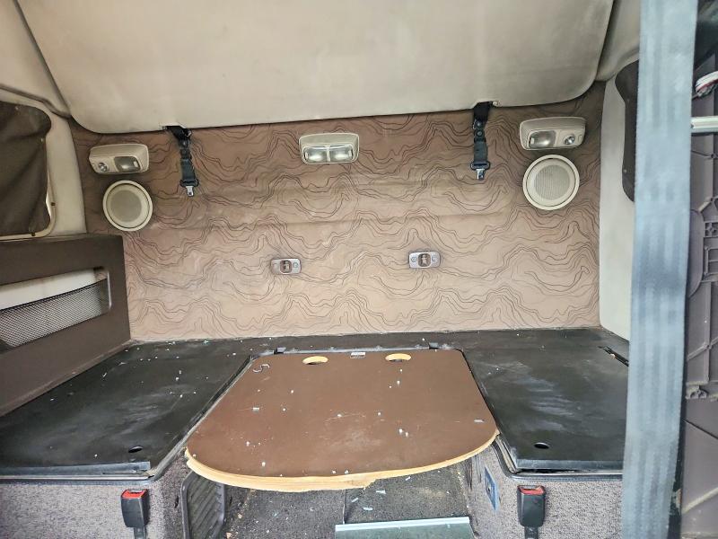 66579486 :رقم المزاد ، 4V4NC9EHXFN180314 vin ، 2015 Volvo Vn مزاد بيع