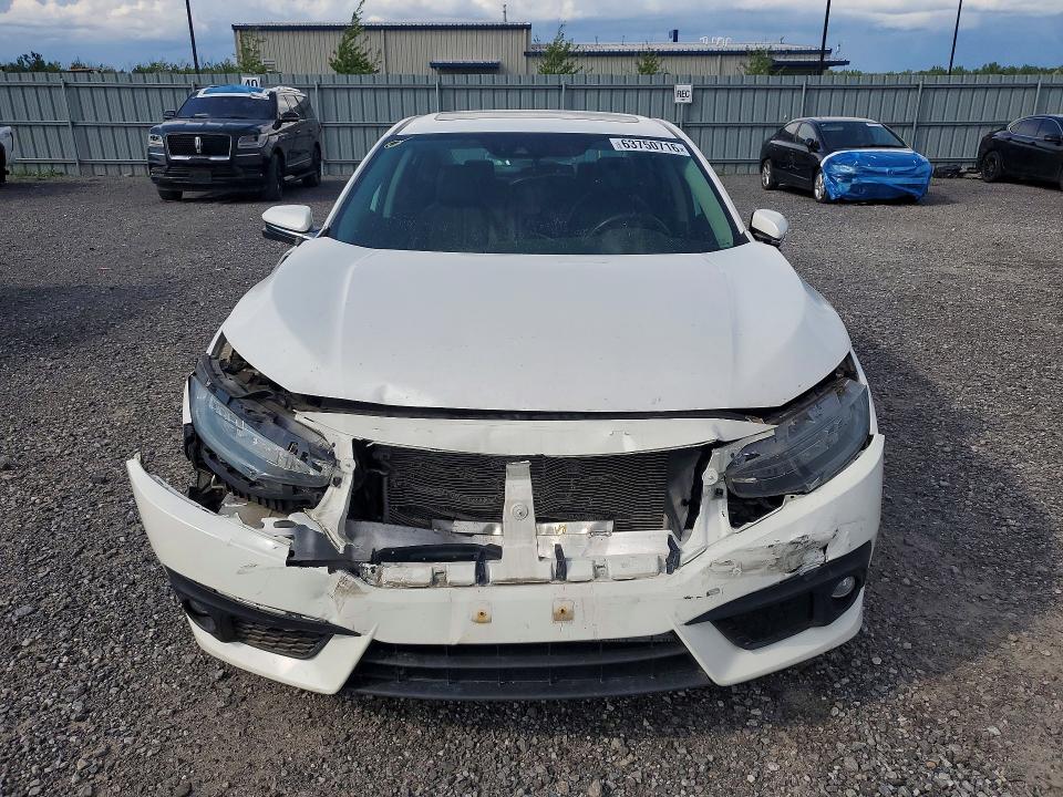 63750716 :رقم المزاد ، 2HGFC1F97JH105498 vin ، 2018 Honda Civic مزاد بيع