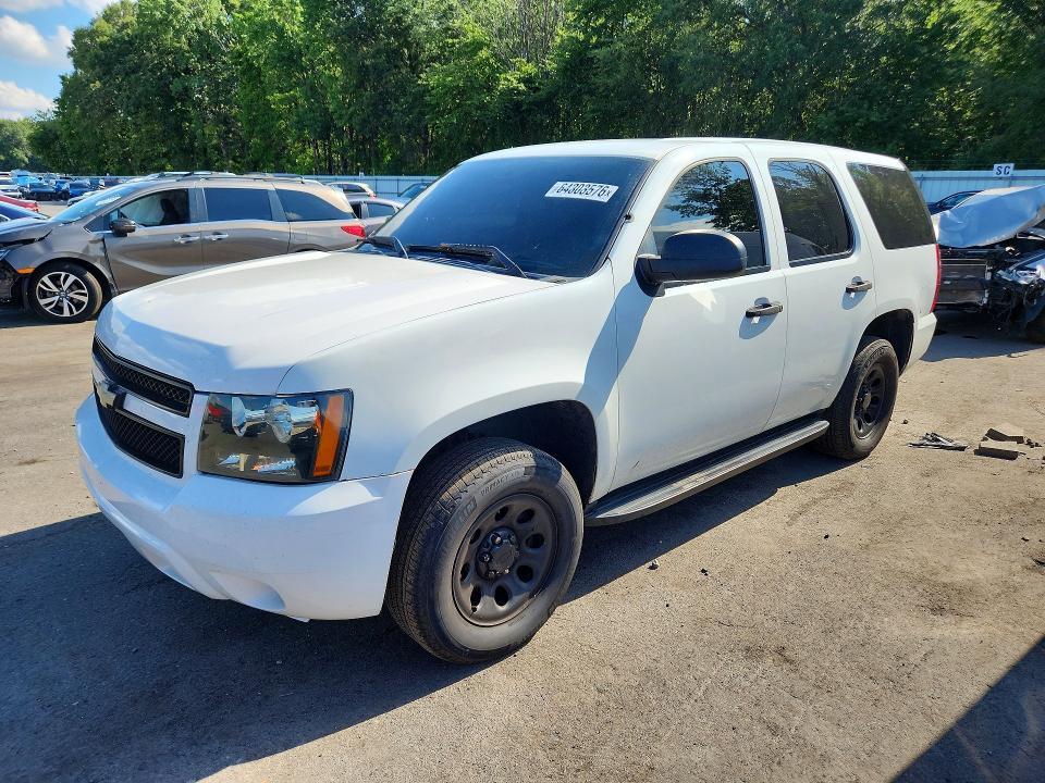 64303576 :رقم المزاد ، 1GNLC2E05BR372187 vin ، 2011 Chevrolet Tahoe مزاد بيع