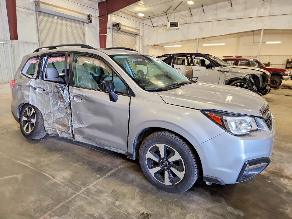 Продаж на аукціоні авто 2017 Subaru Forester, vin: JF2SJAEC3HH807898, номер лоту: 63657086