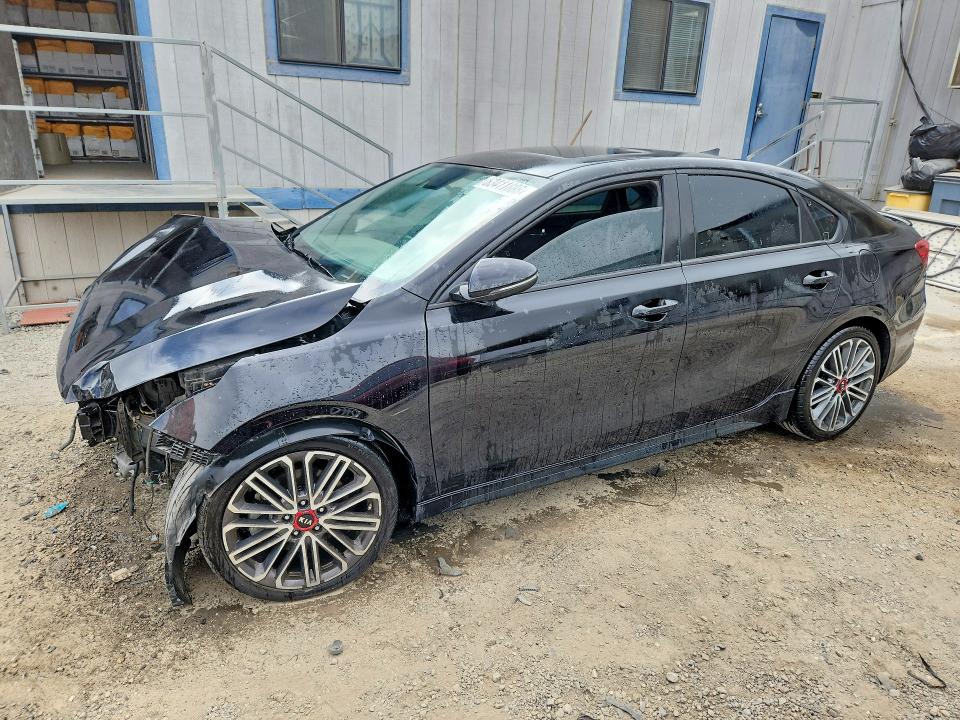 2021 Kia Forte მანქანა იყიდება აუქციონზე, vin: 3KPF44AC3ME354008, აუქციონის ნომერი: 63411886