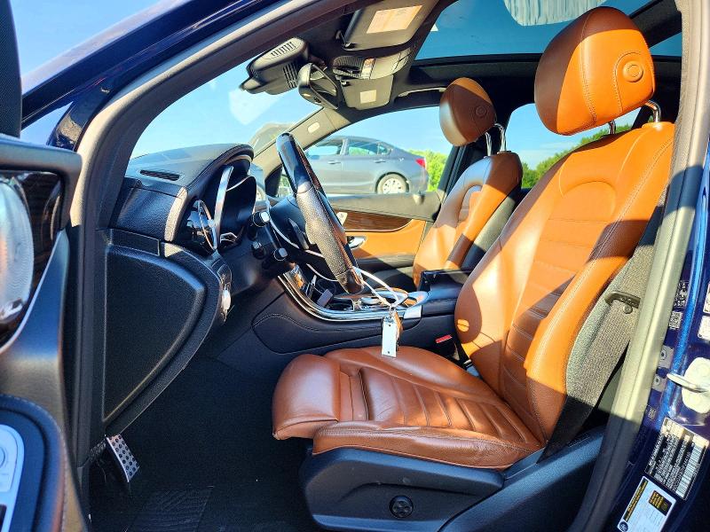 65893226 :رقم المزاد ، WDC0G6EB7HF244160 vin ، 2017 Mercedes-benz Glc مزاد بيع