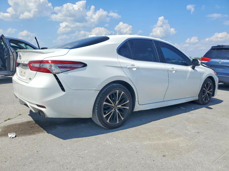 Продажа на аукционе авто 2019 Toyota Camry, vin: 4T1B11HK6KU725997, номер лота: 67200096