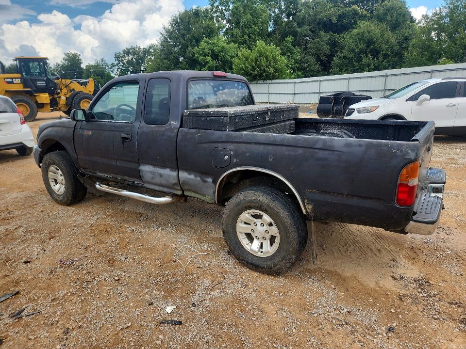 65017326 :رقم المزاد ، 4TASN92N1YZ630426 vin ، 2000 Toyota Tacoma مزاد بيع