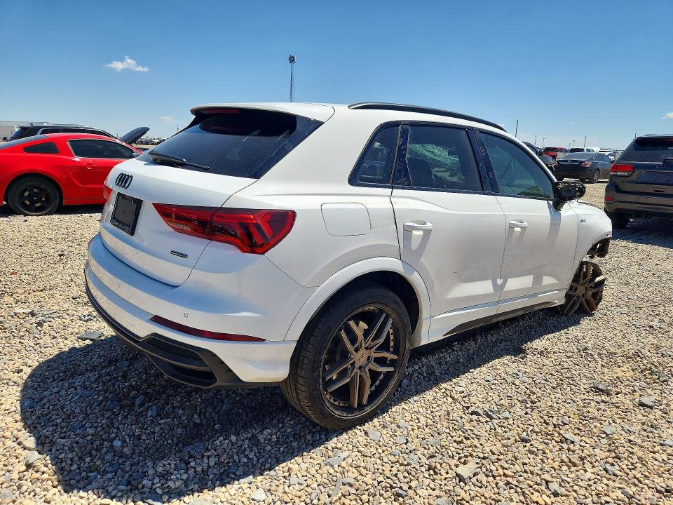 Продаж на аукціоні авто 2021 Audi Q3, vin: WA1DECF33M1138809, номер лоту: 65668356