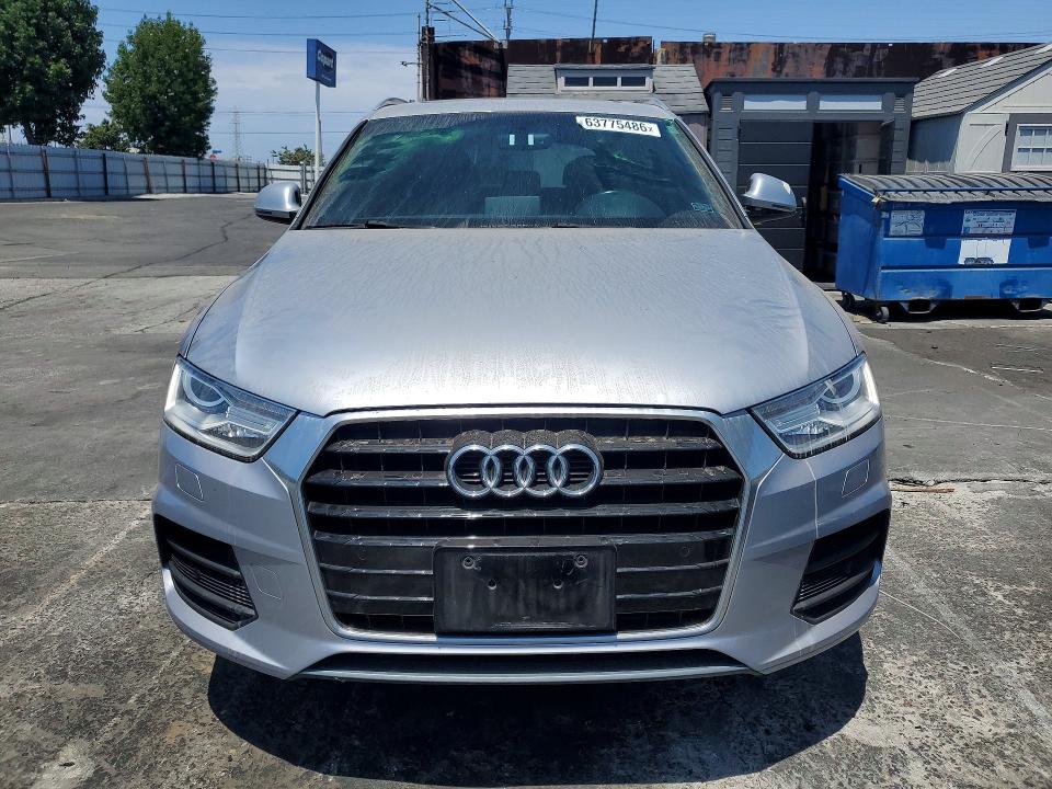 63775486 :رقم المزاد ، WA1BFCFS4GR023119 vin ، 2016 Audi Q3 مزاد بيع