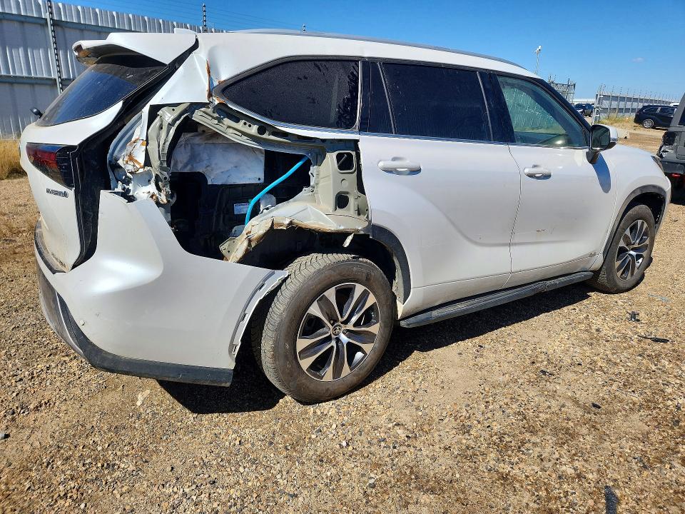 Продаж на аукціоні авто 2023 Toyota Highlander Hybrid, vin: 5TDKBRCH2PS575720, номер лоту: 65897856